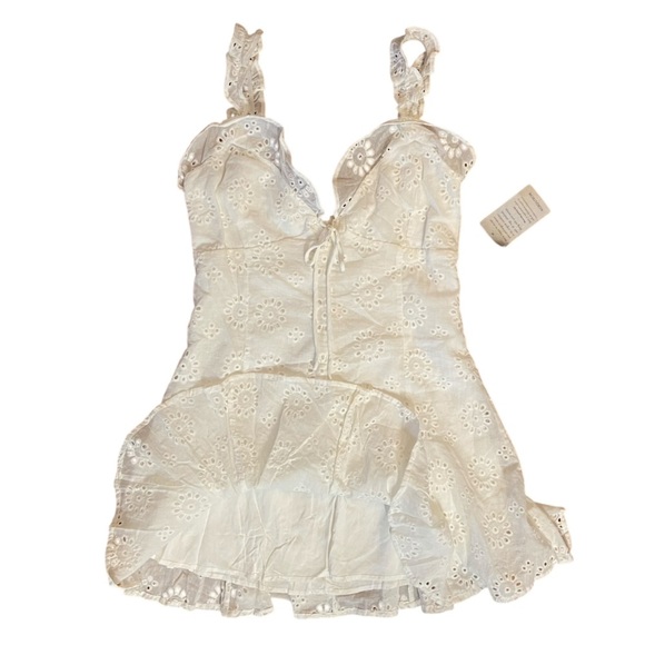 Lush ROMANTIC WHITE RUFFLE EYELET DRESS Size L White Spring Summer Feminine Airy - Picture 11 of 14